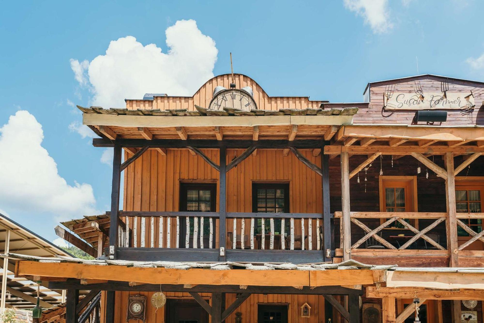 Ranch 13 - Western A Kone Nemsova Room photo